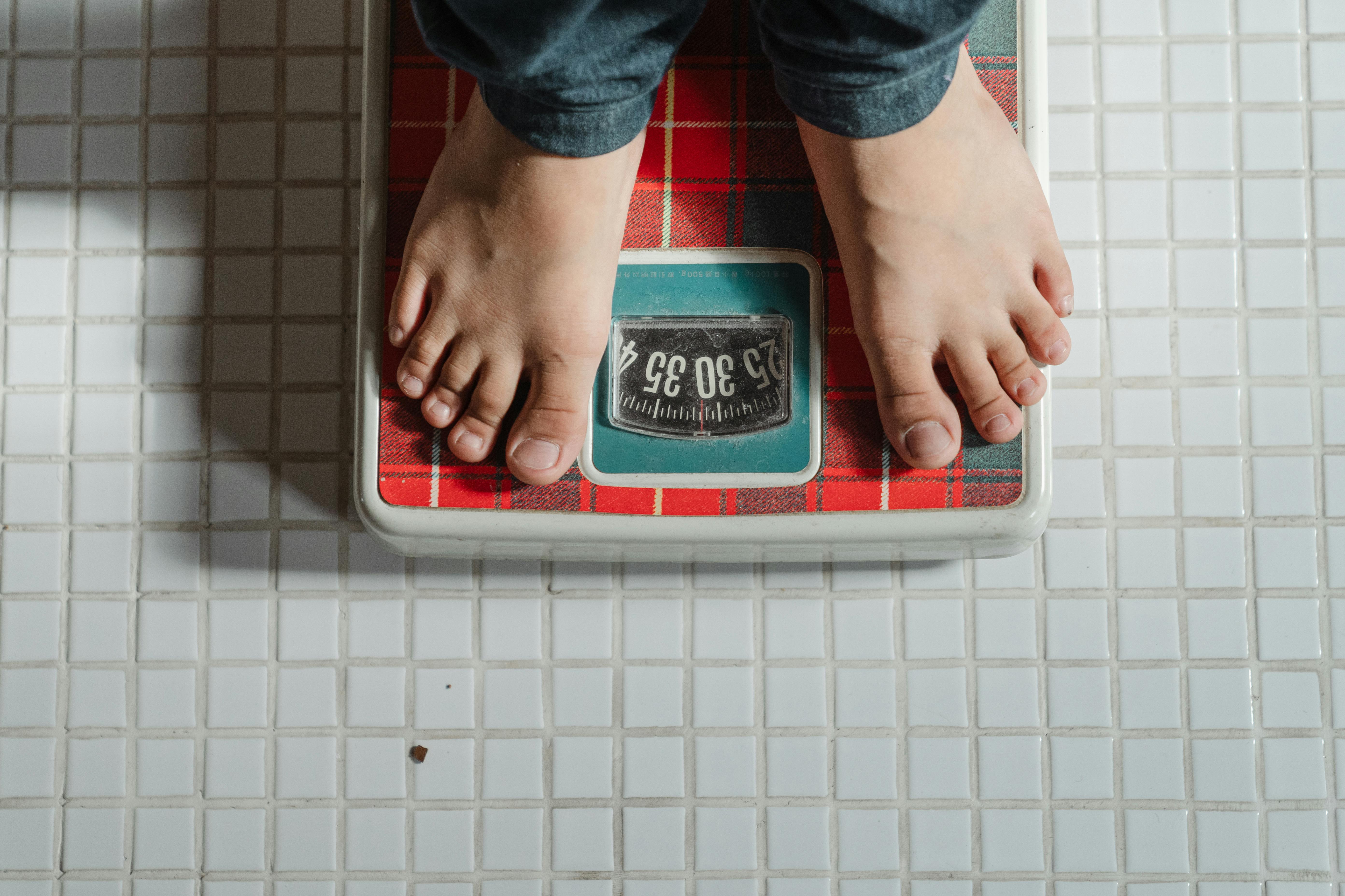 How to Lose Weight Fast Safely in Kempston, Bedford | Private Weight Loss Clinic